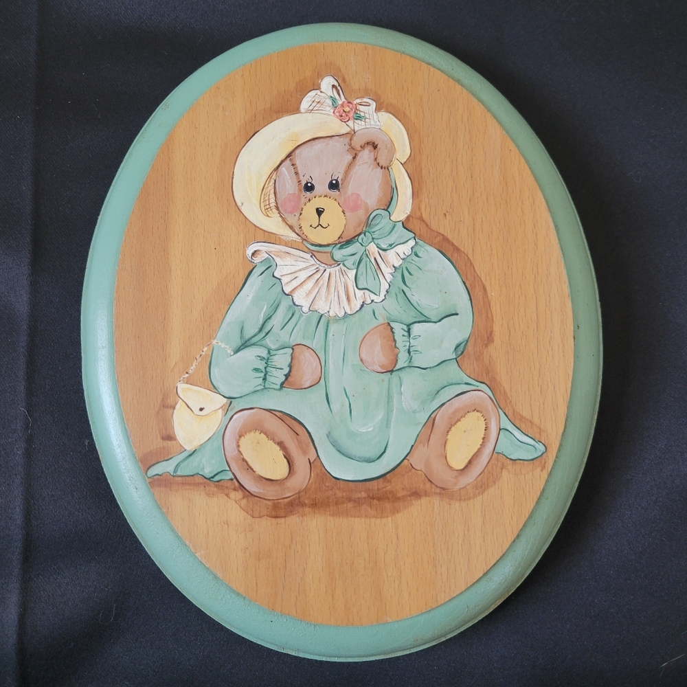 Vintage Teddy Bear Wall Plaque Hand Painted Cottagecore Grannycore Mint Green